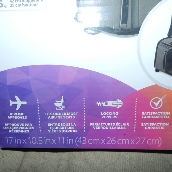 Trusty Pup 2 in 1 Cat Dog Medium Pet Backpack & Carrier NWT/NEW - Picture 4 of 16